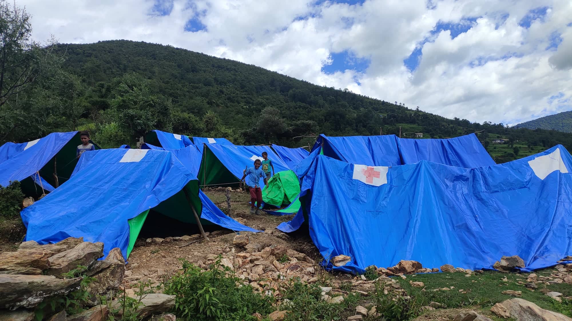 महिना दिनसम्म त्रिपालमा बाढी प्रभावित